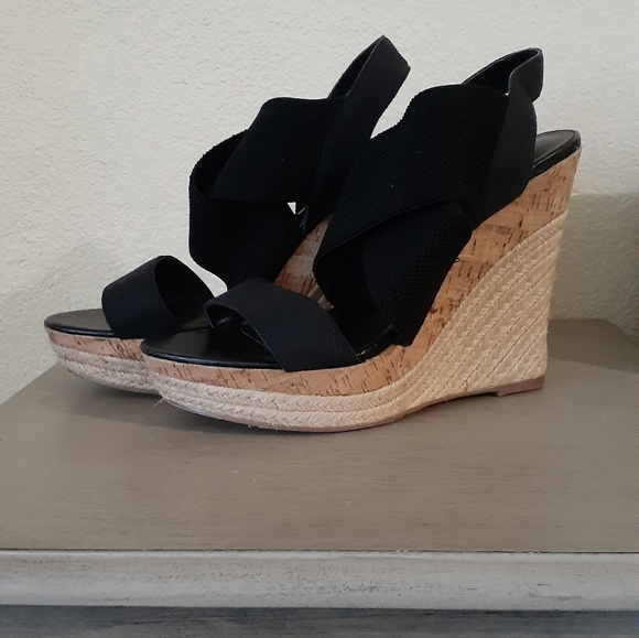 Charles Black bandage wedges - Picture 1 of 6